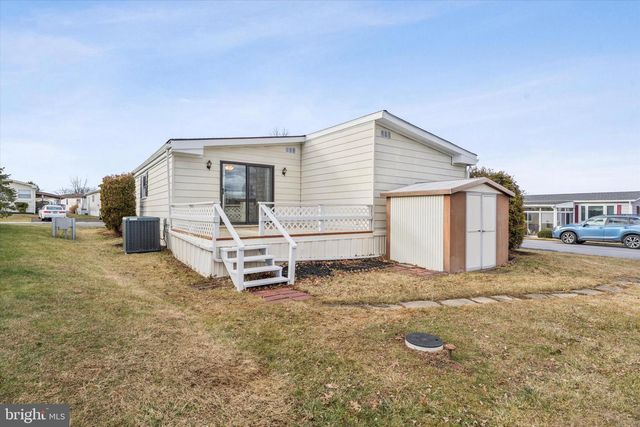 319 WINDING BROOK RUN, North Wales, PA 19454