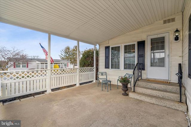 319 WINDING BROOK RUN, North Wales, PA 19454