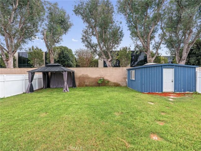 2418 Del Amo Blvd, Torrance, CA 90501