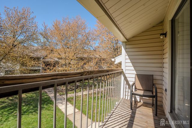 88 Crabapple Lane, Franklin, NJ 08823