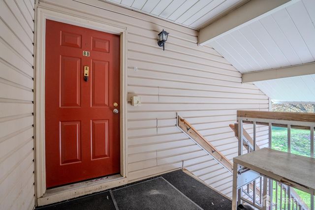 88 Crabapple Lane, Franklin, NJ 08823