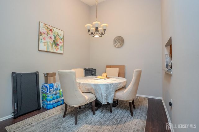 88 Crabapple Lane, Franklin, NJ 08823