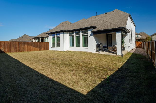 4029 Crepe Myrtle Street, Aubrey, TX 76227