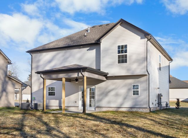 1336 Mourning Cloak Dr, Clarksville, TN 37043