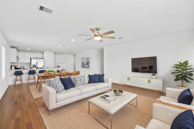 2805 Fountain Woods Drive, League City, TX 77573