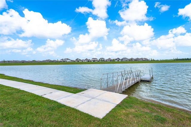 2805 Fountain Woods Drive, League City, TX 77573