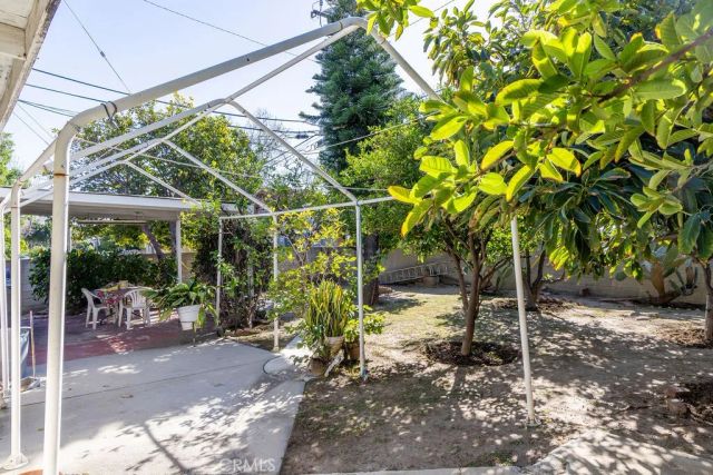 1502 Coronel, San Fernando, CA 91340