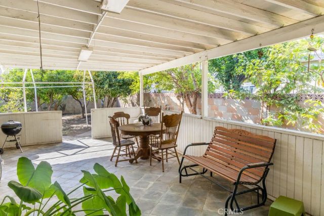 1502 Coronel, San Fernando, CA 91340