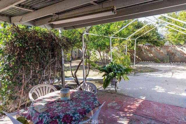 1502 Coronel, San Fernando, CA 91340