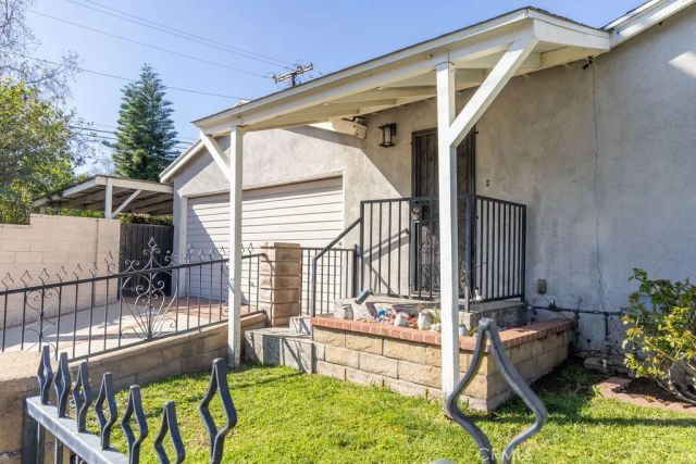 1502 Coronel, San Fernando, CA 91340