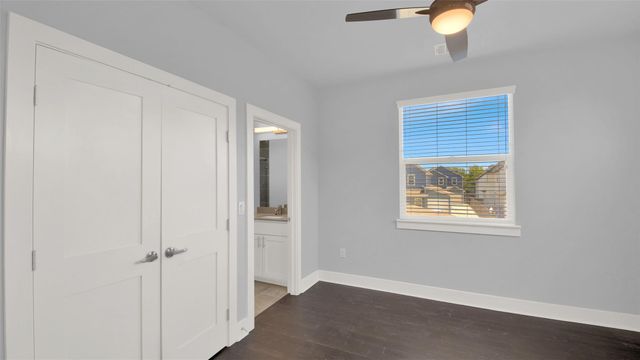 6902 Carver Ave A, Austin, TX 78752