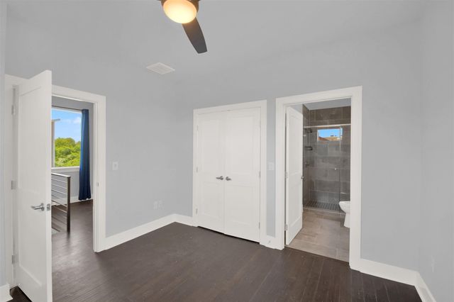6902 Carver Ave A, Austin, TX 78752