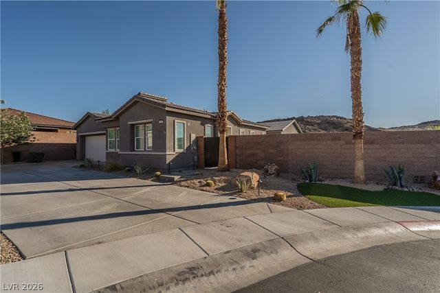 26 Via Tavolara, Henderson, NV 89011