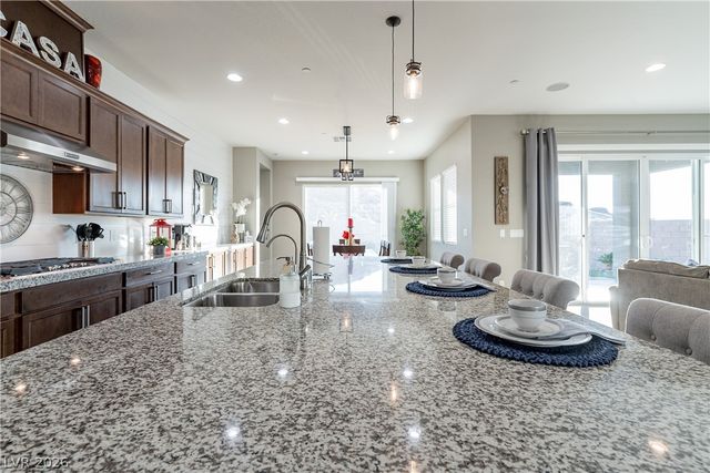 26 Via Tavolara, Henderson, NV 89011