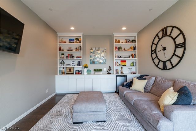 26 Via Tavolara, Henderson, NV 89011