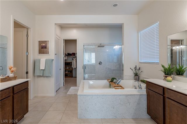 26 Via Tavolara, Henderson, NV 89011