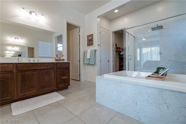 26 Via Tavolara, Henderson, NV 89011