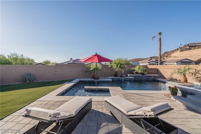 26 Via Tavolara, Henderson, NV 89011
