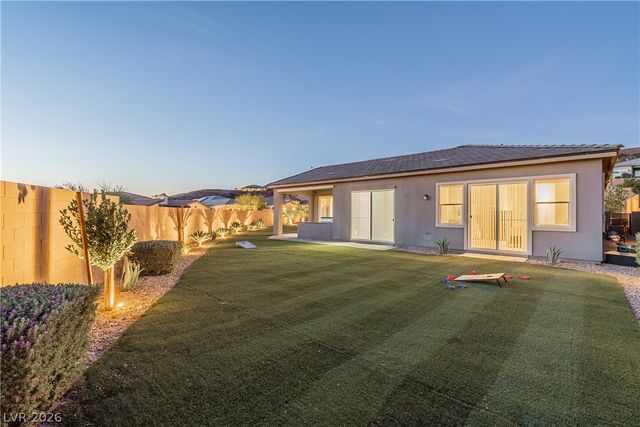 26 Via Tavolara, Henderson, NV 89011