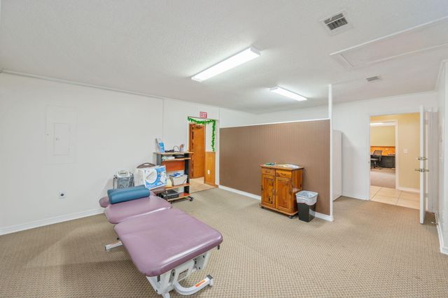 1078 S Ferdon Boulevard, Crestview, FL 32536