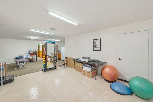 1078 S Ferdon Boulevard, Crestview, FL 32536