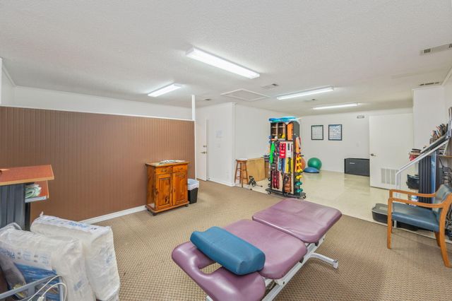 1078 S Ferdon Boulevard, Crestview, FL 32536