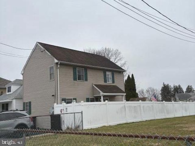 219 CONNOR ST, Norristown, PA 19401