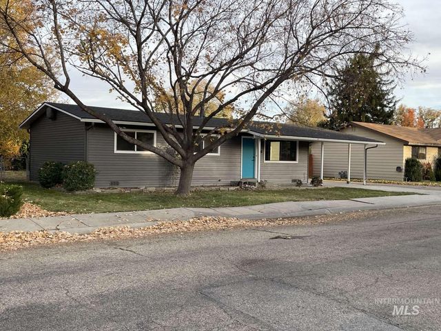 26 N Greenleaf St, Nampa, ID 83651