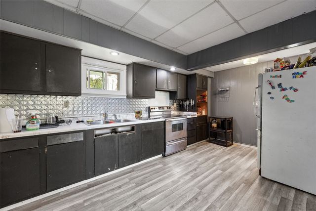 403 N Jackson Street, Lisbon, IA 52253