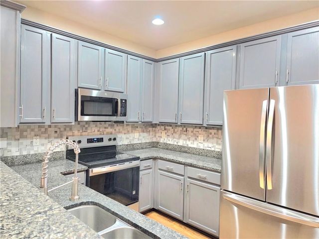 3044 Cedar Glade Lane, Buford, GA 30519