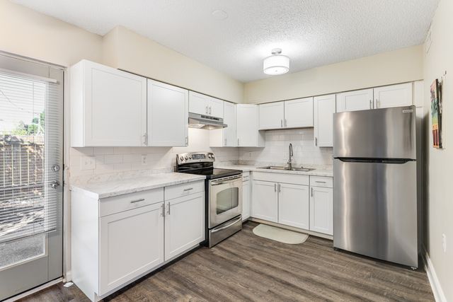 500 Paragon Mills Rd Apt B1, Nashville, TN 37211