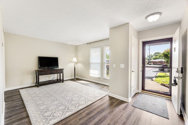 500 Paragon Mills Rd Apt B1, Nashville, TN 37211