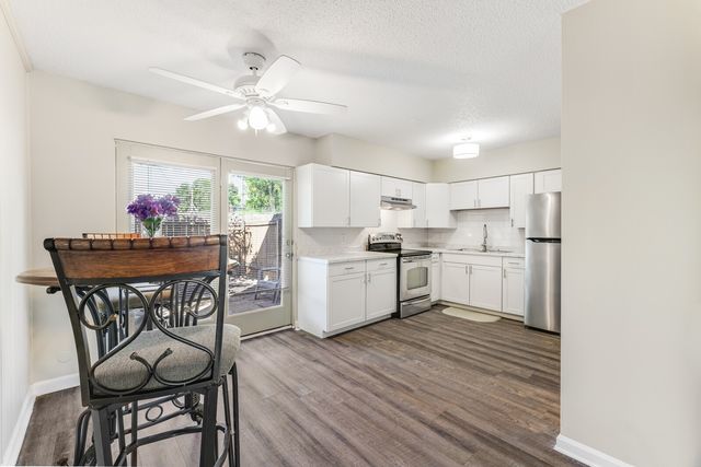 500 Paragon Mills Rd Apt B1, Nashville, TN 37211
