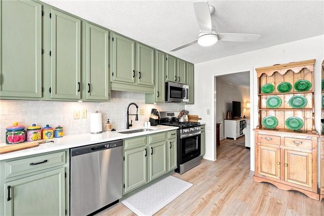 1208 Magnolia Way SE, Smyrna, GA 30082