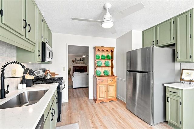1208 Magnolia Way SE, Smyrna, GA 30082