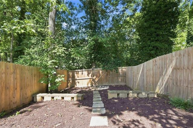 1208 Magnolia Way SE, Smyrna, GA 30082