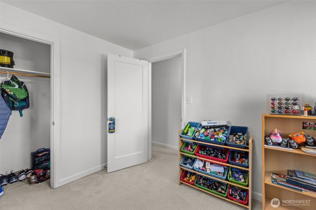 22511 82nd Avenue W, Edmonds, WA 98026