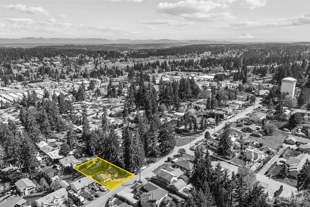 22511 82nd Avenue W, Edmonds, WA 98026