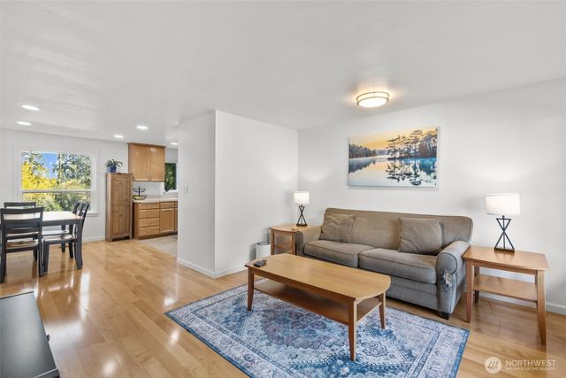 22511 82nd Avenue W, Edmonds, WA 98026