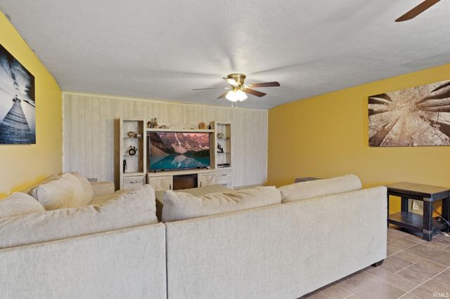 115 N Holland Street, Muncie, IN 47303