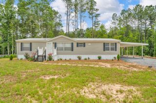 53 Higgins Cutoff Rd., Sumrall, MS 39482