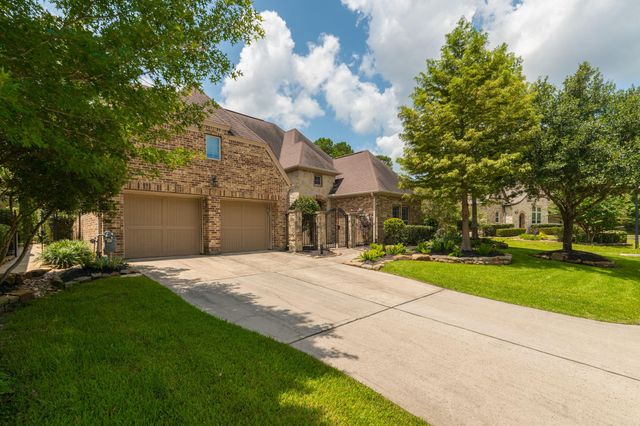 31 Woodglade Way, Tomball, TX 77375