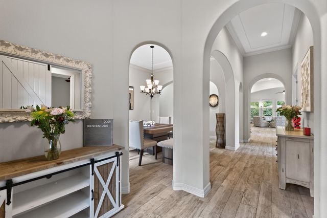 31 Woodglade Way, Tomball, TX 77375