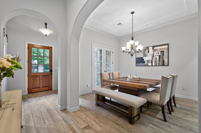 31 Woodglade Way, Tomball, TX 77375