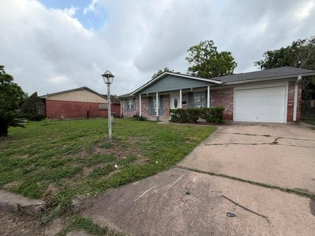 4142 Brookston Street, Houston, TX 77045