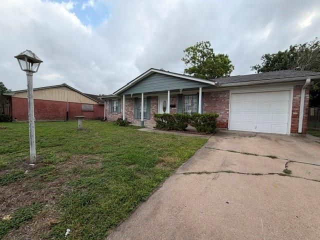 4142 Brookston Street, Houston, TX 77045