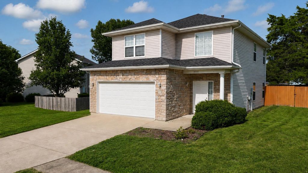 4006 MEADOW VIEW DR, Columbia, MO 65201