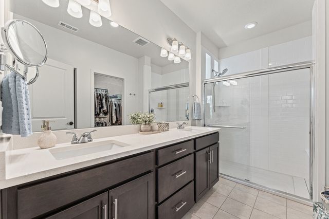 6023 W MOUNT AIRY DR, South Jordan, UT 84009