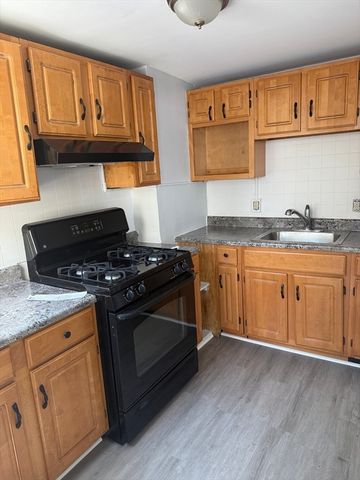 7 Wilmington Ave 7, Boston, MA 02124