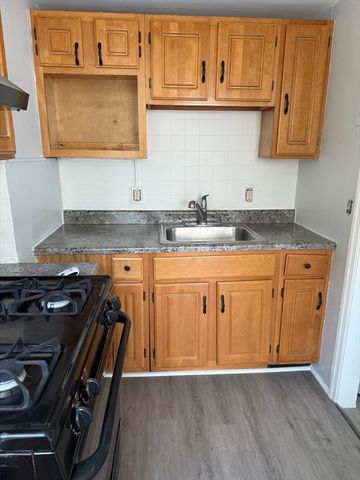 7 Wilmington Ave 7, Boston, MA 02124